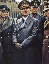 Полиция арестовала в Австрии двойника Гитлера