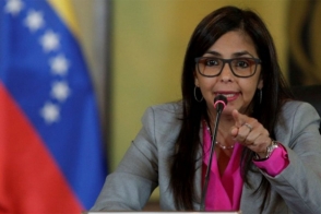 Глава МИД Венесуэлы назвала Бразилию мировым позором