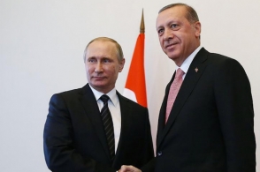 Путин и Эрдоган обсудили возможные поставки С-400 в Турцию