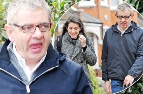 62–ամյա Ռոուեն Ատկինսոնին բռնացրել են 33–ամյա ընկերուհու հետ (լուսանկարներ)