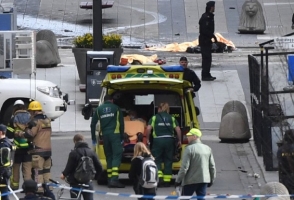 Число погибших при атаке в Стокгольме увеличилось до 4 человек (видео)