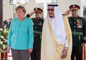 Մերկելը հրաժարվել է Սաուդյան Արաբիայում գլխաշոր կրել (տեսանյութ)