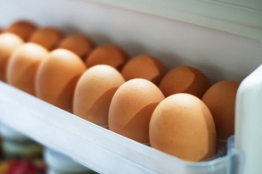 Дверцу холодильника назвали худшим местом для хранения яиц