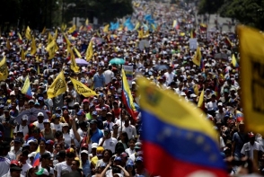 В Венесуэле более 150 человек приговорили к заключению за участие в протестах