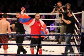 Армен Гулян победил турка рамках международного турнира по ММА
