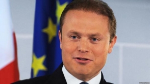 Ադրբեջանից կաշառք ստանալու մեջ մեղադրվող Մալթայի վարչապետը հաղթել է ընտրություններում