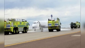 ԱՄՆ-ում այրվող շարժիչով ինքնաթիռ է վայրէջք կատարել (տեսանյութ)