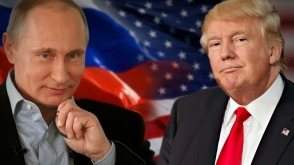 Владимир Путин и Дональд Трамп пожали друг другу руки