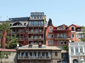 Кадр дня: в Тбилиси с 19-го века практически ничего не изменилось