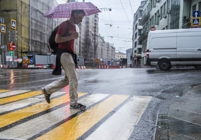 Մոսկվայում վտանգավորության դեղին աստիճան է հայտարարվել ամպրոպի պատճառով