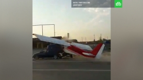 Չեչնիայում ինքնաթիռը բախվել է ավտոմեքենային