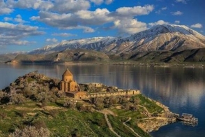 Իրանում պահպանվող պատմական զանգը կվեարադարձվի Վանի Սուրբ Աստվածածին եկեղեցուն