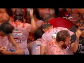 В Испании прошел ежегодный фестиваль томатов