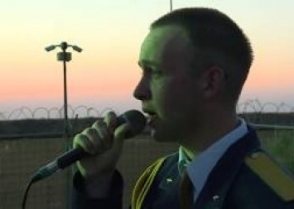 Армянская песня «Нет на свете такой, как ты» в исполнении белорусского военного