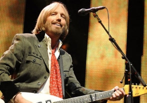 Կյանքից հեռացել է ռոք երաժիշտ Թոմ Փեթթին (տեսանյութ)