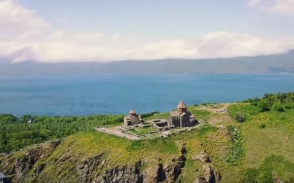 Հայաստանի տեսարժան վայրերը թռչնի թռիչքի բարձրությունից․ թանգարան՝ երկնքի տակ