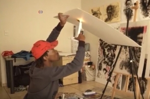 Աֆրիկացի նկարչի յուրօրինակ կրակե ստեղծագործությունները