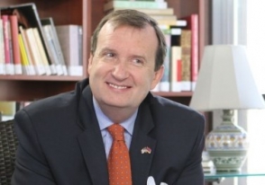 ԱՄՆ դեսպան. «Ես Հայաստանում քաշ եմ հավաքել» (տեսանյութ)