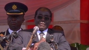Զիմբաբվեի իշխող կուսակցությունը Մուգաբեին հեռացրեց կուսակցության առաջնորդի պաշտոնից (տեսանյութ)