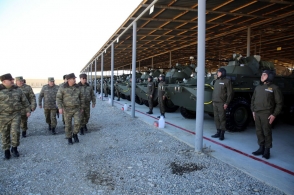 Ադրբեջանի ՊՆ ղեկավարը երկու օրում այցելել է սահմանային 3 կորպուսների զորամասեր