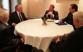 Էդվարդ Նալբանդյանը Կրակովում հանդիպել է ԵԱՀԿ Մինսկի խմբի համանախագահների հետ