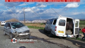 Չարբախ-Մասիս ճանապարհին բախվել են Opel Zafira-ն ու մարդատար Газель-ը. կա վիրավոր