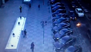 Մոսկվացին փորձել է հրկիզել Դաշնային խորհրդի մոտ կայանված մեքենաները, սակայն ինքն է այրվել