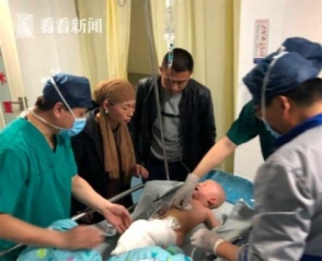 Չինաստանում հեռացրել են 3 ոտքով ծնված երեխայի ոտքը