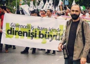 Թուրքիայի ոստիկանները լրագրողի փոխարեն նրա հորն են ձերբակալել