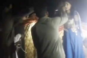 24-ամյա հղի երգչուհուն գնդակահարել են Պակիստանում (տեսանյութ)