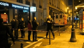 Փարիզում դանակով զինված տղամարդը հարձակվել է անցորդների վրա. կա մեկ զոհ և վիրավորներ (տեսանյութ)