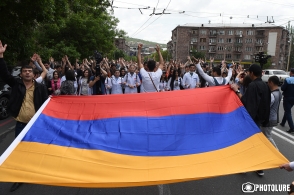 Միջազգային իրավապաշտպաններ. Հայաստանը կարող է օրինակ ծառայել (տեսանյութ)