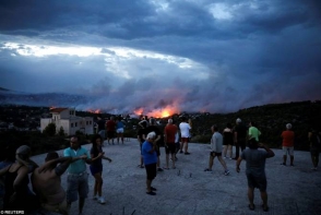 Հունաստանում ՀՀ դեսպանությունում գործում է թեժ գիծ հրդեհներից տուժած Հայաստանի քաղաքացիների համար