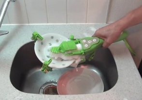 Ճապոնիայում միայնակ տղամարդկանց համար սպասք լվացող ձեռքի սարք է ստեղծվել