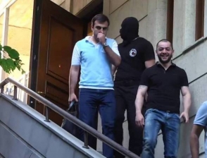 Դատարանը Սերժ Սարգսյանի եղբորորդուն գրավի դիմաց ազատ է արձակել (տեսանյութ)