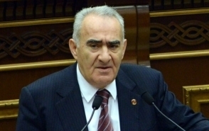 Գալուստ Սահակյան. «Կարող էին հանդիպել և խոսել, ինչ է նշանակում հեռախոսով խոսել» (տեսանյութ)