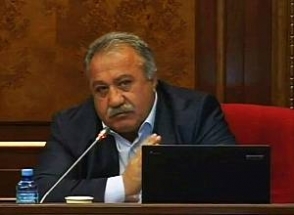Сасун Микаэлян о выдвижении своего сына на выборах мэра Раздана (видео)