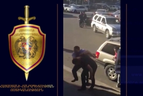 Ոստիկանները բերման են ենթարկել Ազգային ժողովի մոտ տեղի ունեցած միջադեպի մասնակիցներին (տեսանյութ)