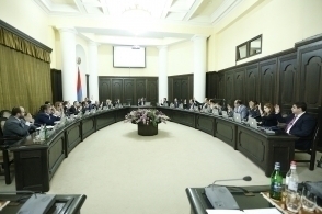 Сегодняшнее заседание Правительства РА (видео)
