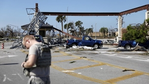 Ураган «Майкл» нанес серьезный ущерб базе ВВС США во Флориде (видео)