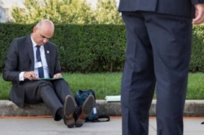 Շվեյցարիայի նախագահի լուսանկարը՝ համացանցի «հիթ»