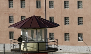 Կտտանքներ, առևանգումներ, շինծու գործեր. հրապարակվել են վրացի նախկին դատախազի բացահայտումները