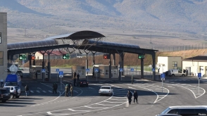 Բողոքի ակցիա հայ-վրացական սահմանին. աջ ղեկով մեքենաներ ներկրողները փաստի առաջ են կանգնել