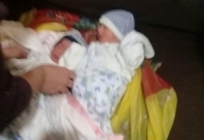 Գյումրիում հայտնաբերված նորածինների մայրը նոտարական վավերացմամբ հրաժարվել է փոքրիկների խնամքից