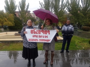 «Надеемся, что Пашиняна сегодня не изберут»: граждане