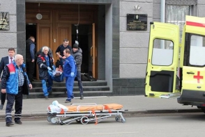 17-летний юноша устроил взрыв в здании ФСБ в Архангельске и погиб (видео)