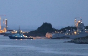 Нефтяной танкер столкнулся с военным кораблем у норвежского Бергена (видео)