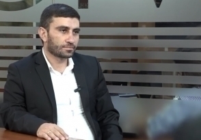 Քաղաքագետ-փորձագետների որոշակի շրջանակներ պարբերաբար շրջանառության մեջ են դնում այս կամ այն ուժային կենտրոնին հաճո/շահավետ գաղափարներ