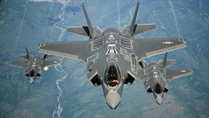 Великобритания закупит в США 17 новых истребителей F-35B