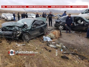 Սյունիքում բախվել են Opel Astra-ները. 5 վիրավորներից 2-ը ոստիկանության աշխատակիցներ են.